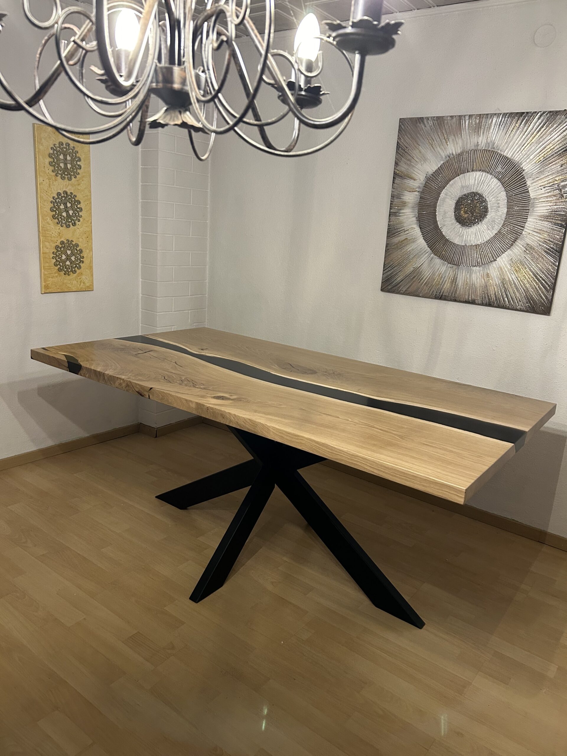 Eichenholz Epoxidharz Esstisch – Bild 2